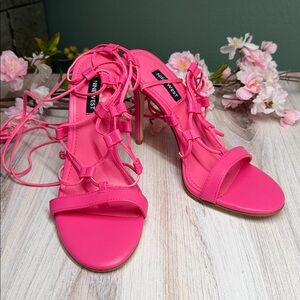 NINE WEST- Mix Ankle Wrap Dress Sandals Size 7